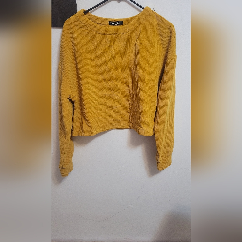 SHEIN sweater, size M color is a dark yellow